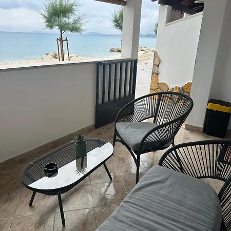 Apartment On The Podstrana